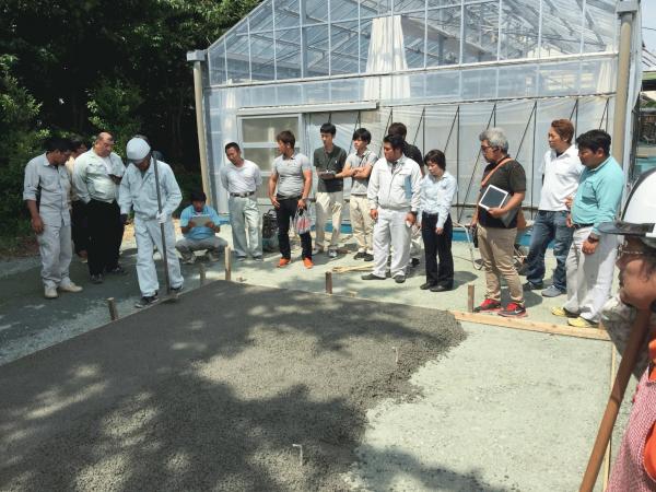 「まさつぐ in 三河」 エクステリア・施工・自前・生コン・ひび割れ・カラー