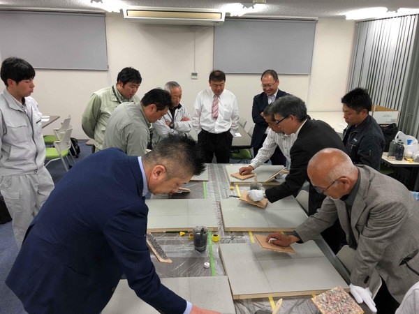 「知っている人になりたい|打ち放し色合わせ」 価格