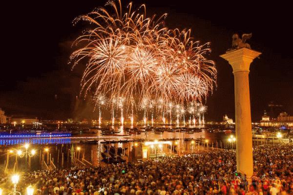 夏祭り、レデントーレ