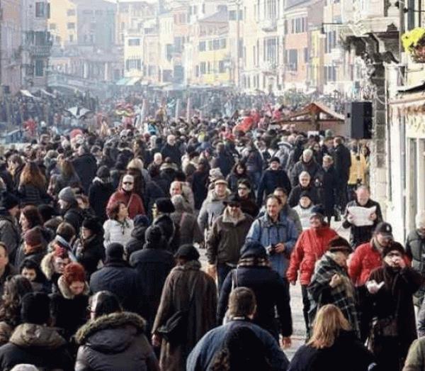 イタリア、新型ウイルスの死者が急増 感染者は25%増