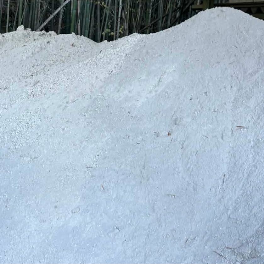 ご相談中の外構業者さんにお伝えください【白い土間コン】材工共平米1万円下請けで納品（週刊生コン 2026/01/12）