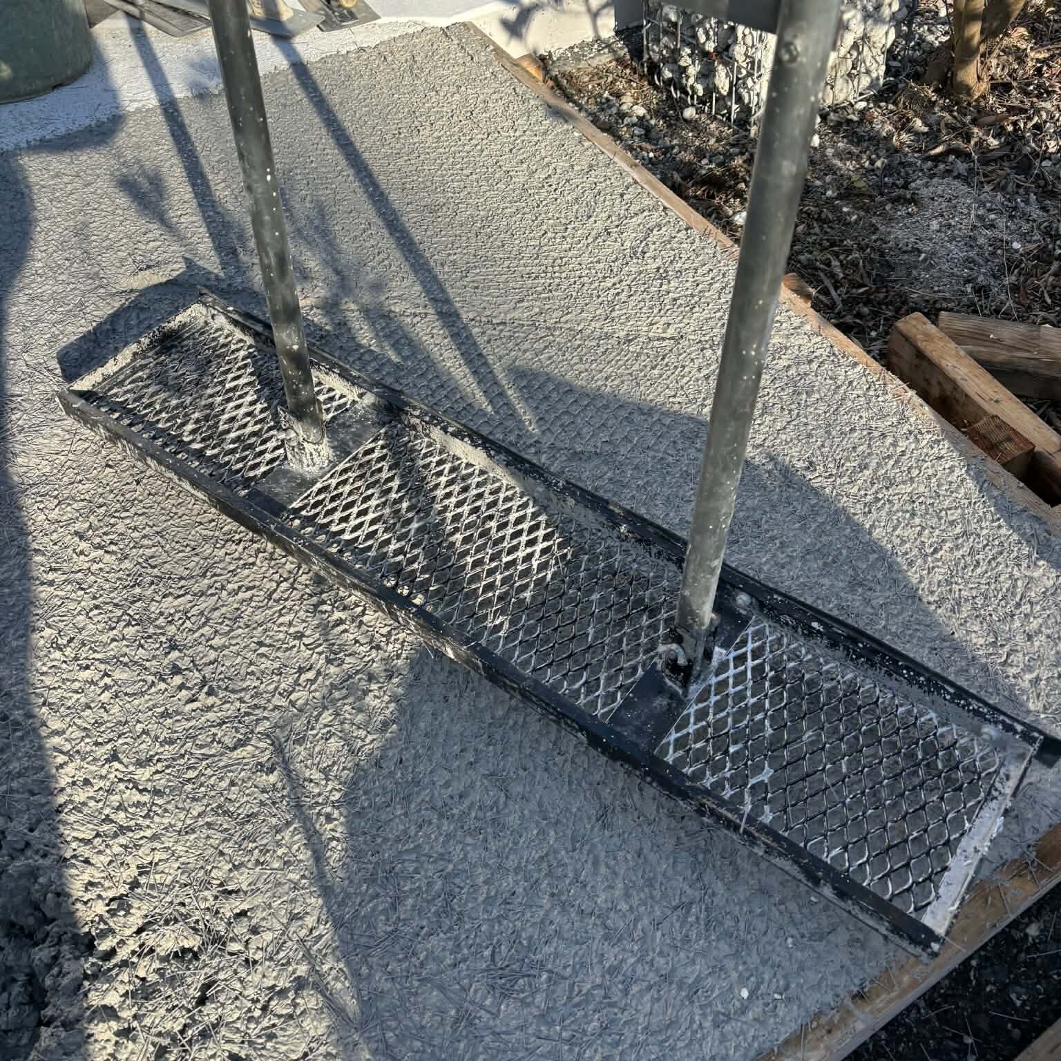 白い土間コン™︎ コスト維持だけじゃない環境配慮や省力化といった貢献も果たしています