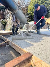 ただいま売り出し中白い【土間コン™︎】（東京/神奈川/山梨/静岡）実物はナマコンバレー®︎で見学