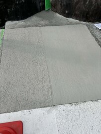 原材料の全てが白くて副産物だから【白い土間コン™︎】普通品と同じお値段でご提供しています