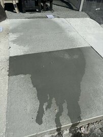 汚れやすい普通の土間コンと汚れにくい【白い土間コン】同じ値段だったらどっちを選びますか？