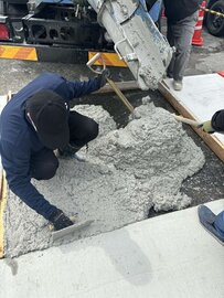 戸建て住宅駐車場など一生に一度のお買い物【土間コン™︎】灰色又は白 同じお値段ならどっち？