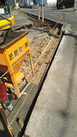 段差や穴ぼこを埋めるだけとか、型枠と背筋を載せる作業だけとか「それならザンコン™︎でいいじゃん」