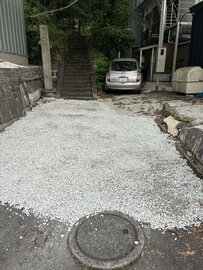 もともとコンクリとかで凸凹や水たまり段差で困ってるならザンコン™︎骨材撒いておけばOK