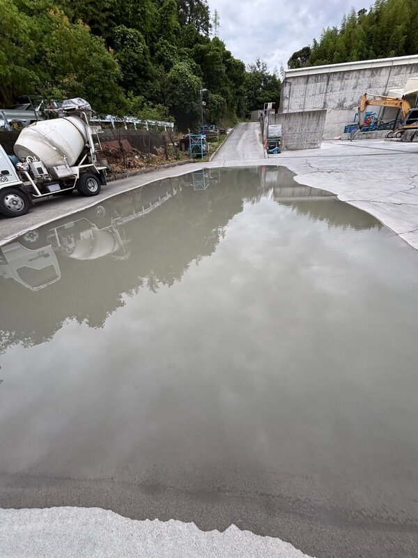 生活に害悪をもたらす【水たまり】最も安く手軽な対策吸水材【ザンコン™︎骨材】平米500円から