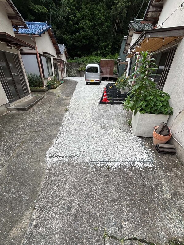 土間コン™︎ 必要？ とりあえずザンコン™︎ジャリ で良いのでは？ 後から採用もできるしね