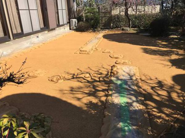 透水性の真砂土 透水 真砂土 耐久性 エクステリア 水たまり対策 Drytech ドライテック 透水性舗装仕上材 生コンポータル 透水性の真砂土 透水 真砂土 耐久性 エクステリア 水たまり対策 Drytech ドライテック 透水性舗装仕上材 生コンポータル