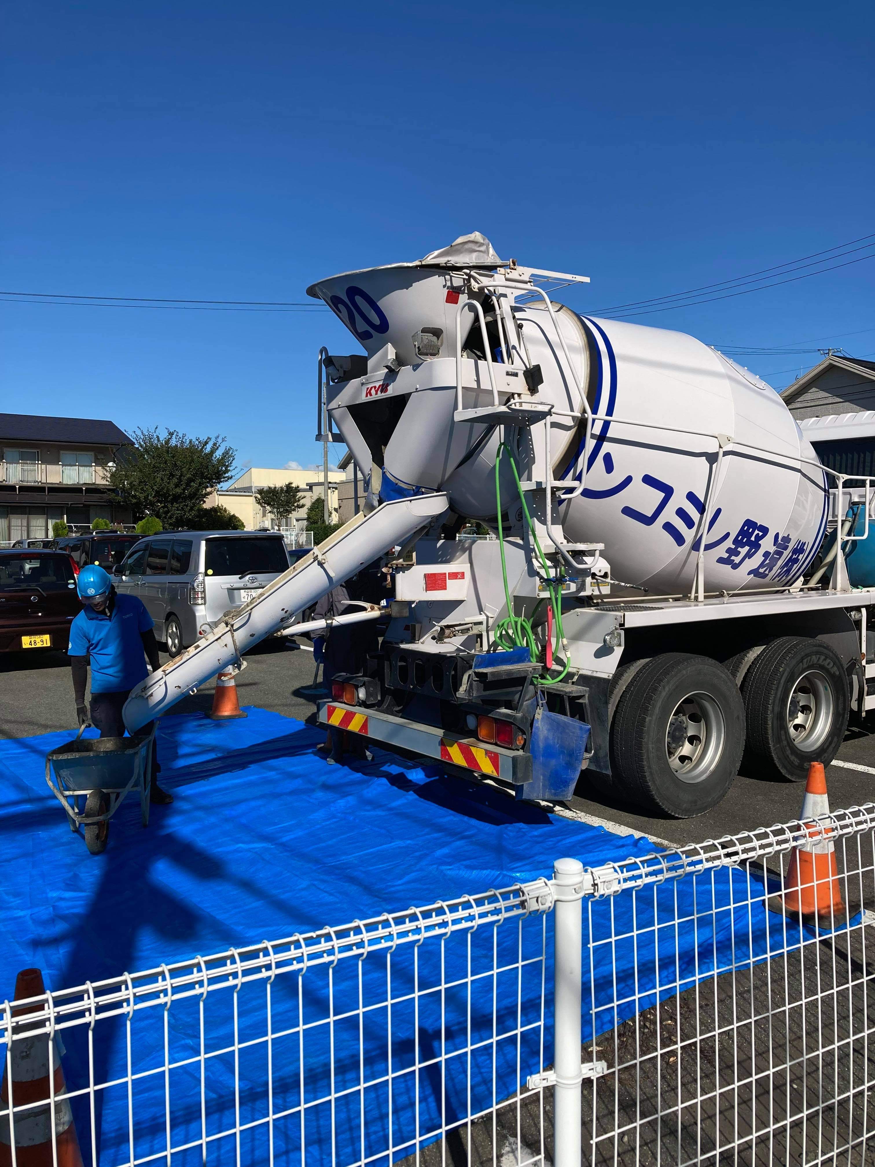 未使用品 プラスチック製 銚子運びグリーン 10本用 KC-130 関東プラスチック工業