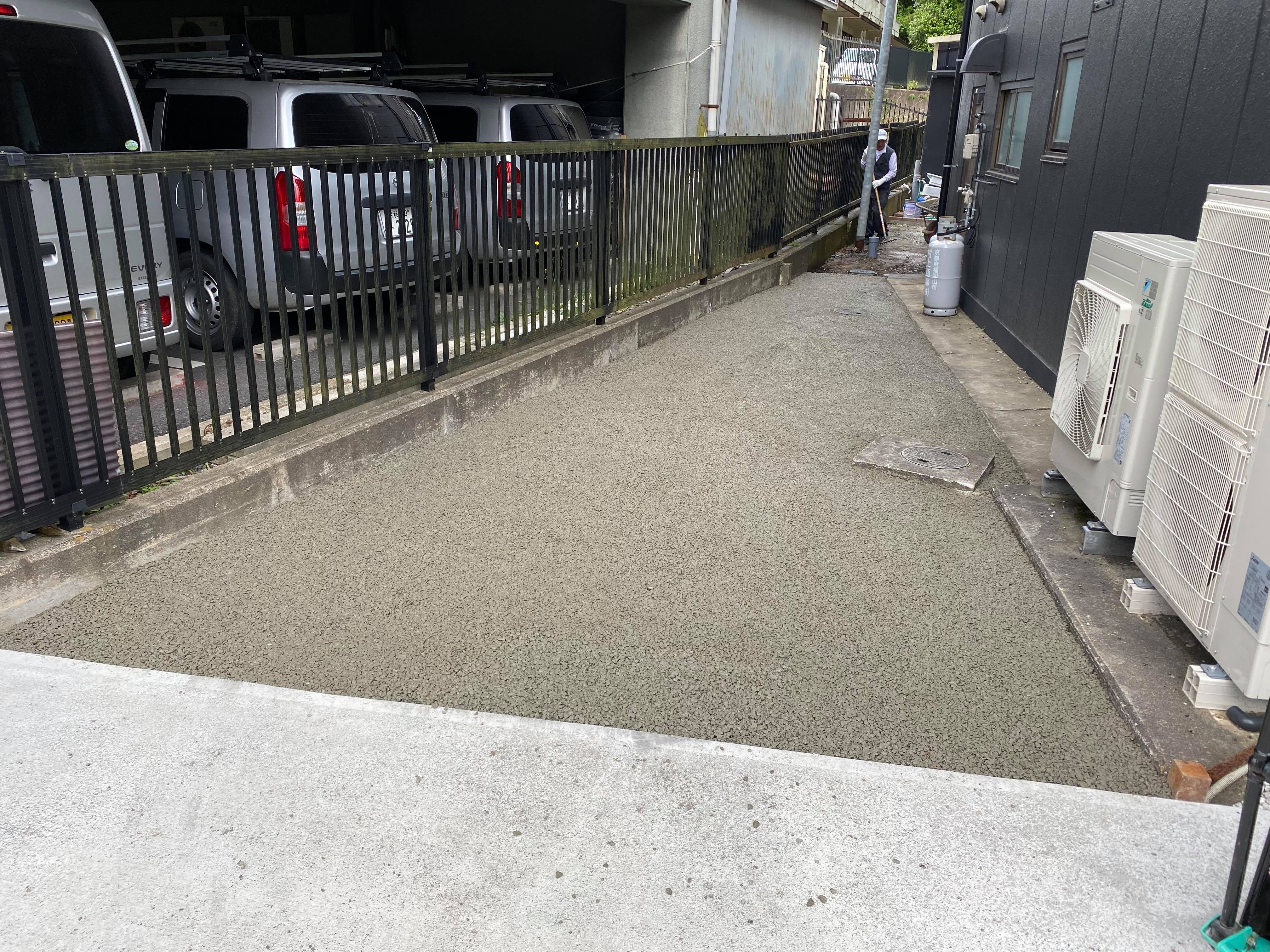 京都 人気テレビ番組 せやねん スマイル工務店でも採用 ガーデンジャム エクステリア キャンプ Diy 水たまり対策 Drytech ドライテック 透水性舗装仕上材 生コンポータル