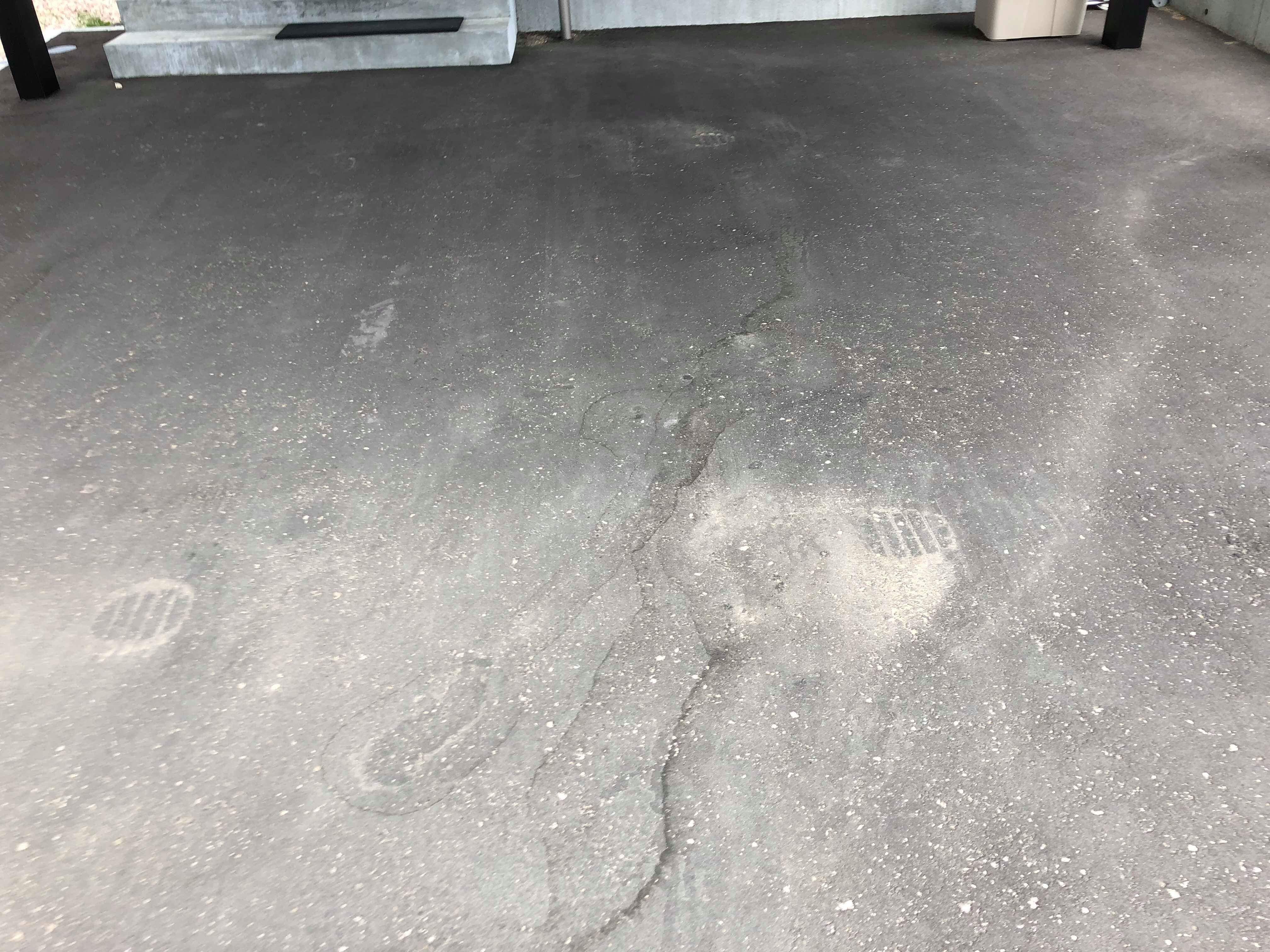 北海道はどうして極端に土間コンが少ないのか Pt1 水たまり対策 Drytech ドライテック 透水性舗装仕上材 生コンポータル 北海道はどうして極端に土間コンが少ないのか Pt1 水たまり対策 Drytech ドライテック 透水性舗装仕上材 生コンポータル