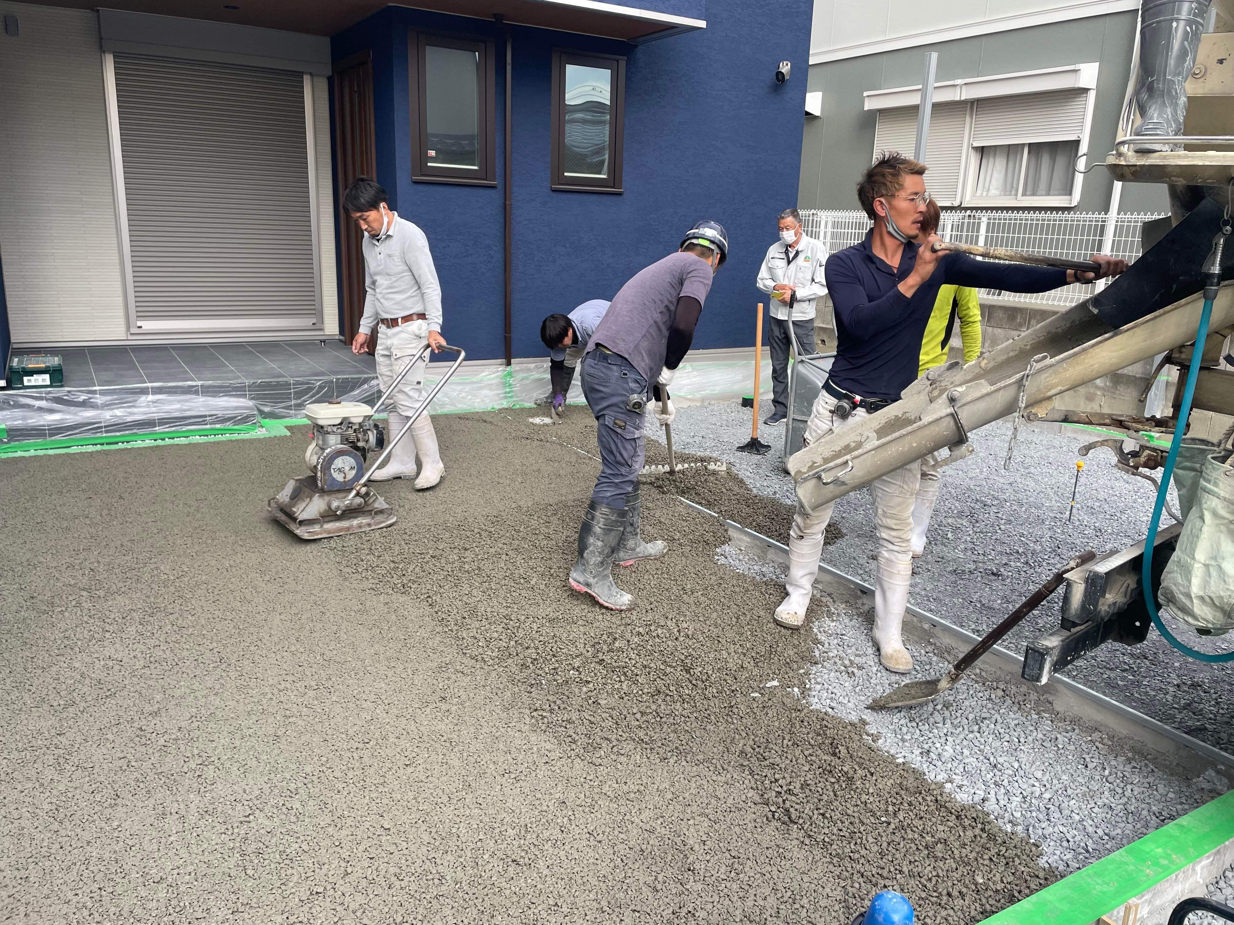 大阪 多様な手段で実現できる自宅用バスケットコートという夢 サン生コン カナヤテック 水たまり対策 Drytech ドライテック 透水性舗装仕上材 生コンポータル