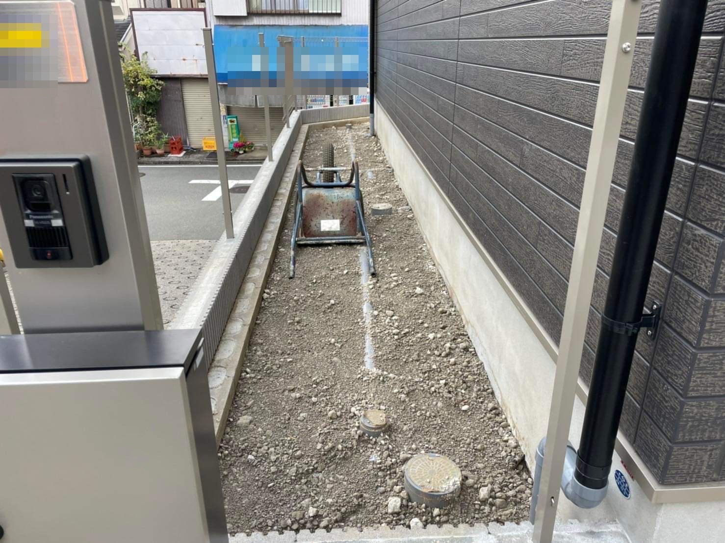 神奈川 庭コンに表示されてる業者に連絡したけど塩対応された 東伸コーポレーション オリジナルガーデン 水たまり対策 Drytech ドライテック 透水性舗装仕上材 生コンポータル
