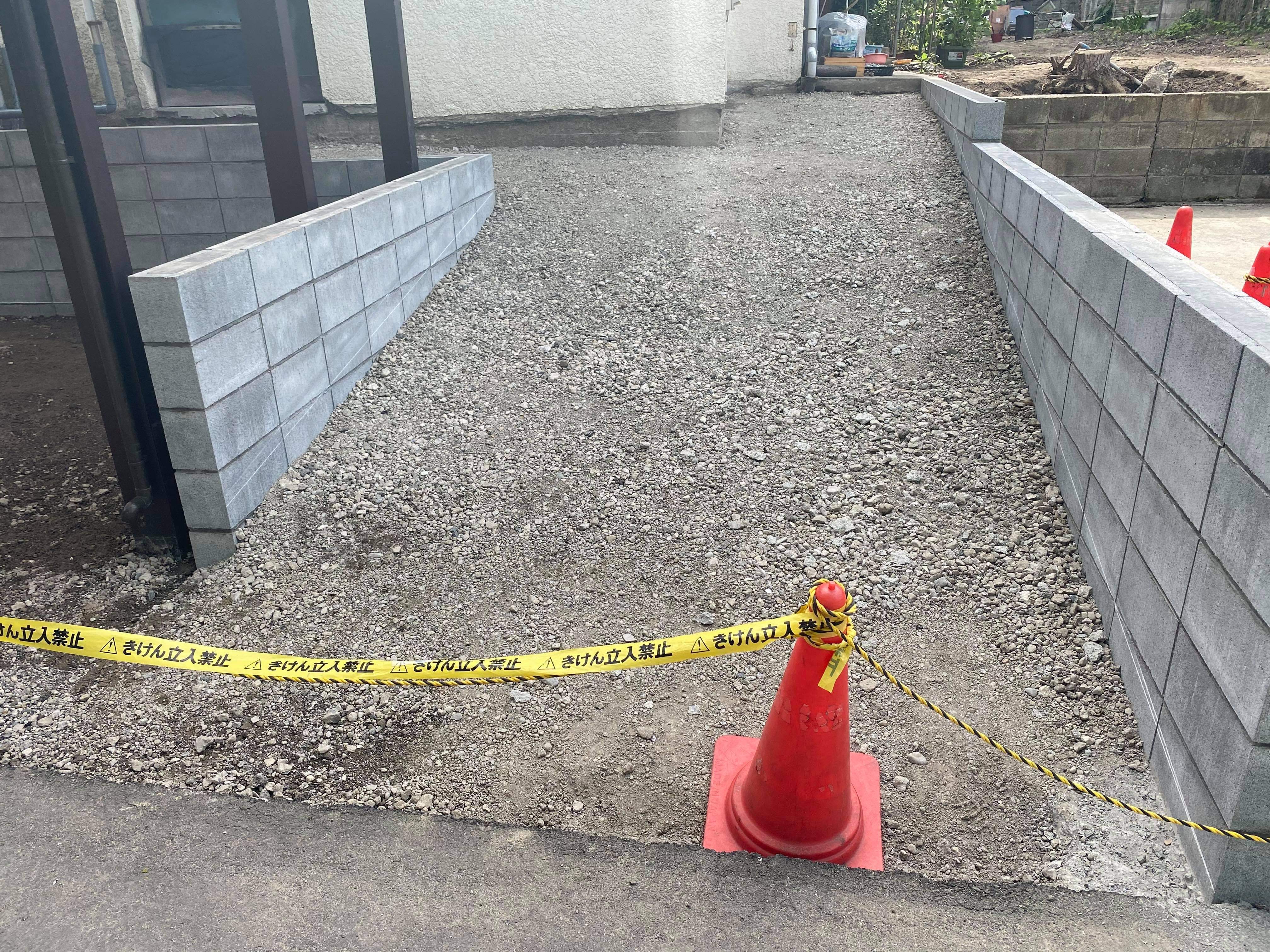 コンクリート 歩道上がり H=100ミリ