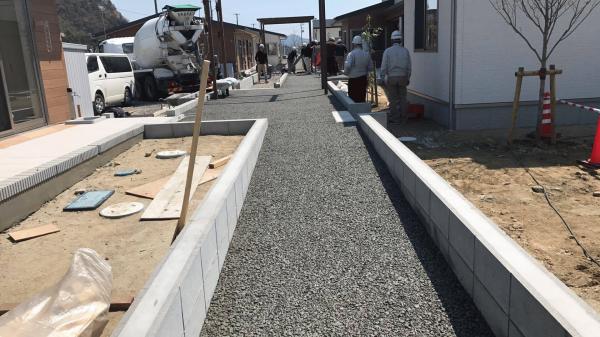 「がんばろう日本 石巻復興住宅」 透水・転倒・高齢化・路面温度・水勾配・水たまり
