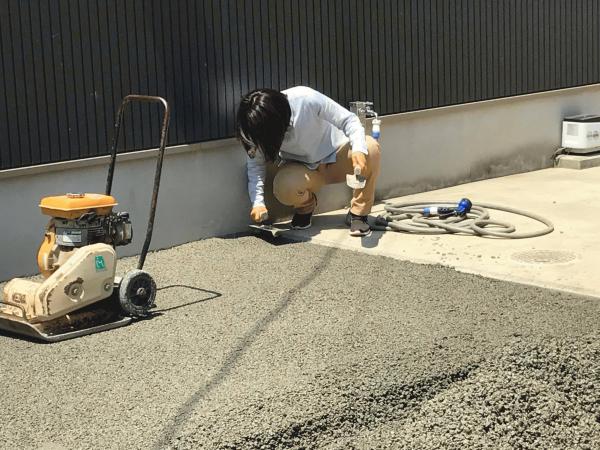 「小豆島、上陸」 施工・女性・生コン・気化熱・比表面積・環境・温度