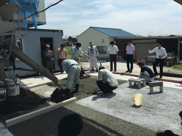 「夕方から打てる土間コン」 富山・エクステリア・土間コン・透水・見学会