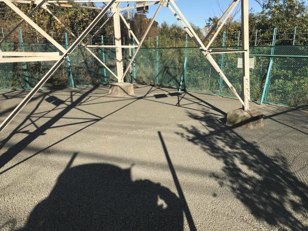 「立派な技術研究所もない」 防草・雨水・流出・排水・隣地・自社施工・透水