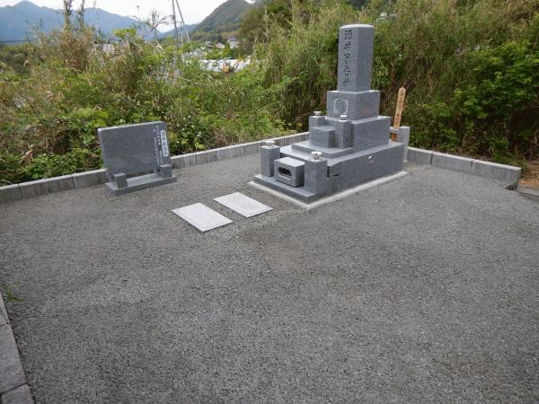 「草むしりとかに悩みたくないでしょ?|水勾配のいらない土間コン」