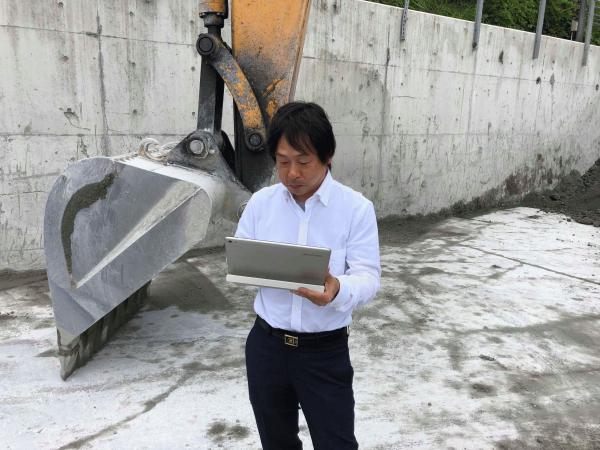 「やっぱり生がいい♪｜透水性コンクリート」