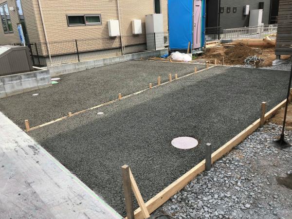 「契約金とか最低在庫量とかってあるの？｜透水性コンクリート」