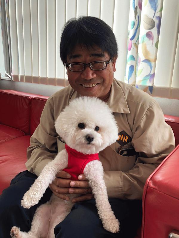 「ワンちゃんが土を掘らない様に｜透水性コンクリート」