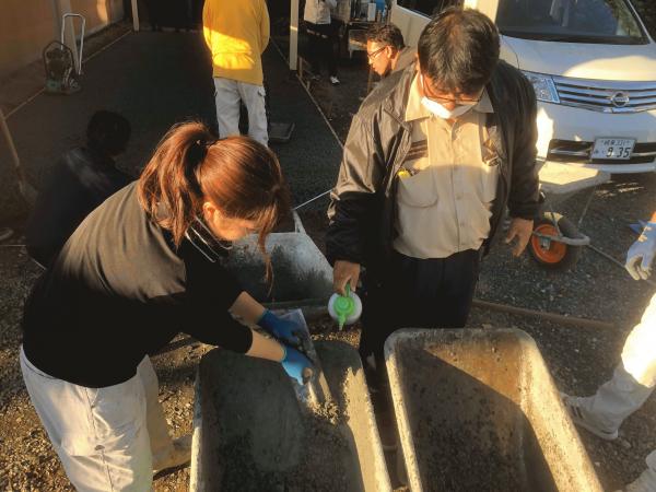 「生コン屋さんに聞いてみて!【施工者向け】現場役立ち豆知識!」高性能AE減水剤による生コン洗浄