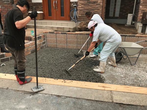 【福岡】「高級住宅地での採用!」まだまだとっつきにくい透水性コンクリート