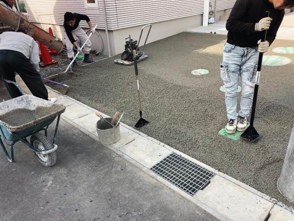 【愛知】「奥の土間コンは朝から晩までかかったけど手前スロープは1時間で終わっちゃった!」