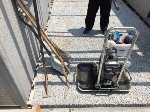 「いくらかかるの？出張見学会｜透水性コンクリート」