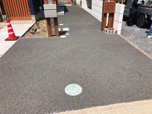【東京】「勾配をつけたくない」「水たまりができない様に」「排水が確保できない」透水性夫(とうすいさがお)の初陣