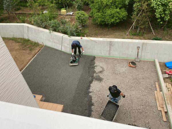 【静岡】「蜘蛛や虫が死ぬほど嫌い」「雑草やぬかるみは許せない」