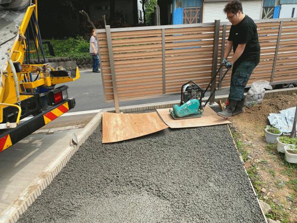 防草シート 砂利 駐車場