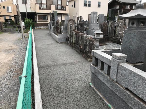 【埼玉】「アスファルトや土間コンよりも《早い》《安い》《楽》」除草・水はけ・維持メンテ・工期短縮・墓地供用通路