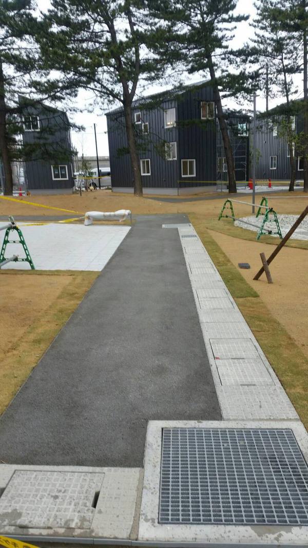 「いったんブランドになってしまえば」 透水・大規模・ドライテック・ブランド・歩道