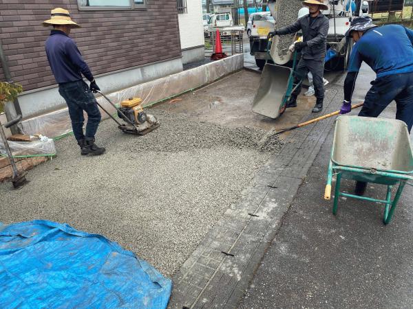 【栃木】「どうしてもドライテックだけはひけない」小林造園・菊一生コン