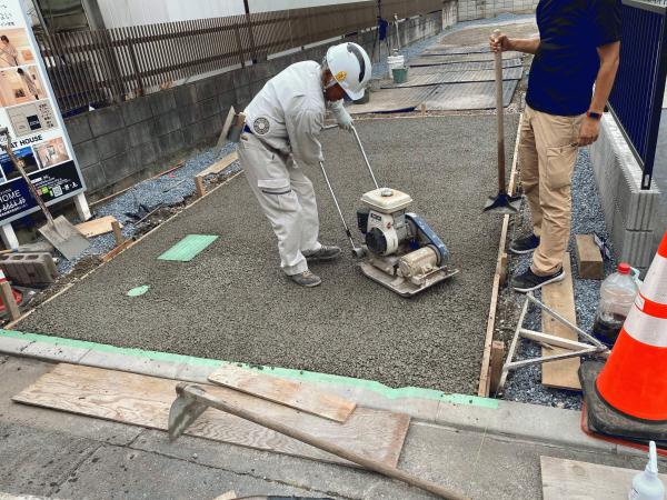 群馬 未だに後を絶たない 施工できない ハウスメーカー シンク モトキ建材 水たまり対策 Drytech ドライテック 透水性舗装仕上材 生コンポータル 群馬 未だに後を絶たない 施工できない ハウスメーカー シンク モトキ建材 水たまり対策 Drytech ドライテック 透水性舗装仕上材 生コンポータル