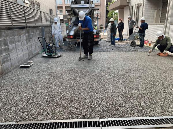 【東京】「土間コンの定番になりつつある」ワイエイ.ケイ・戸越生コン