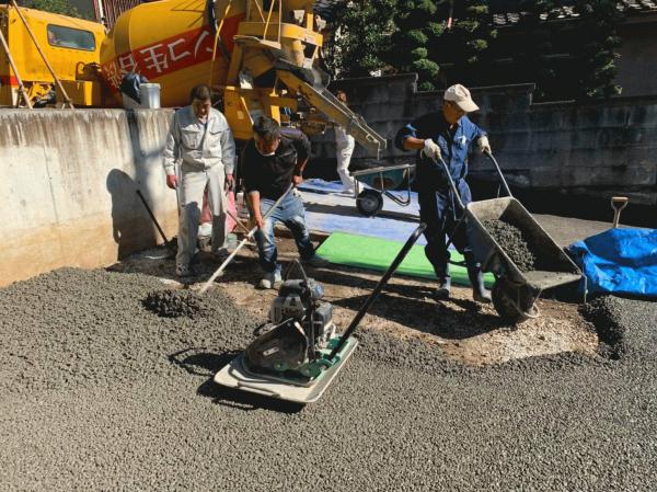 【東京】「水勾配が取れなかったので採用」オリジナルガーデン・渋谷建材