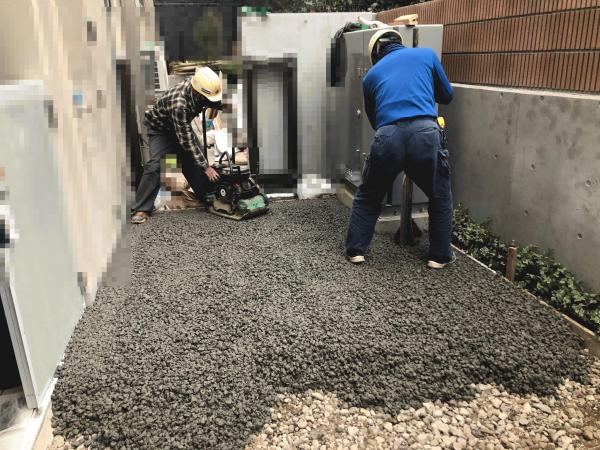 【東京】「(土間コンだと)冬場のこの面積なら8時までかかっちゃうよ」岡庭建材工業
