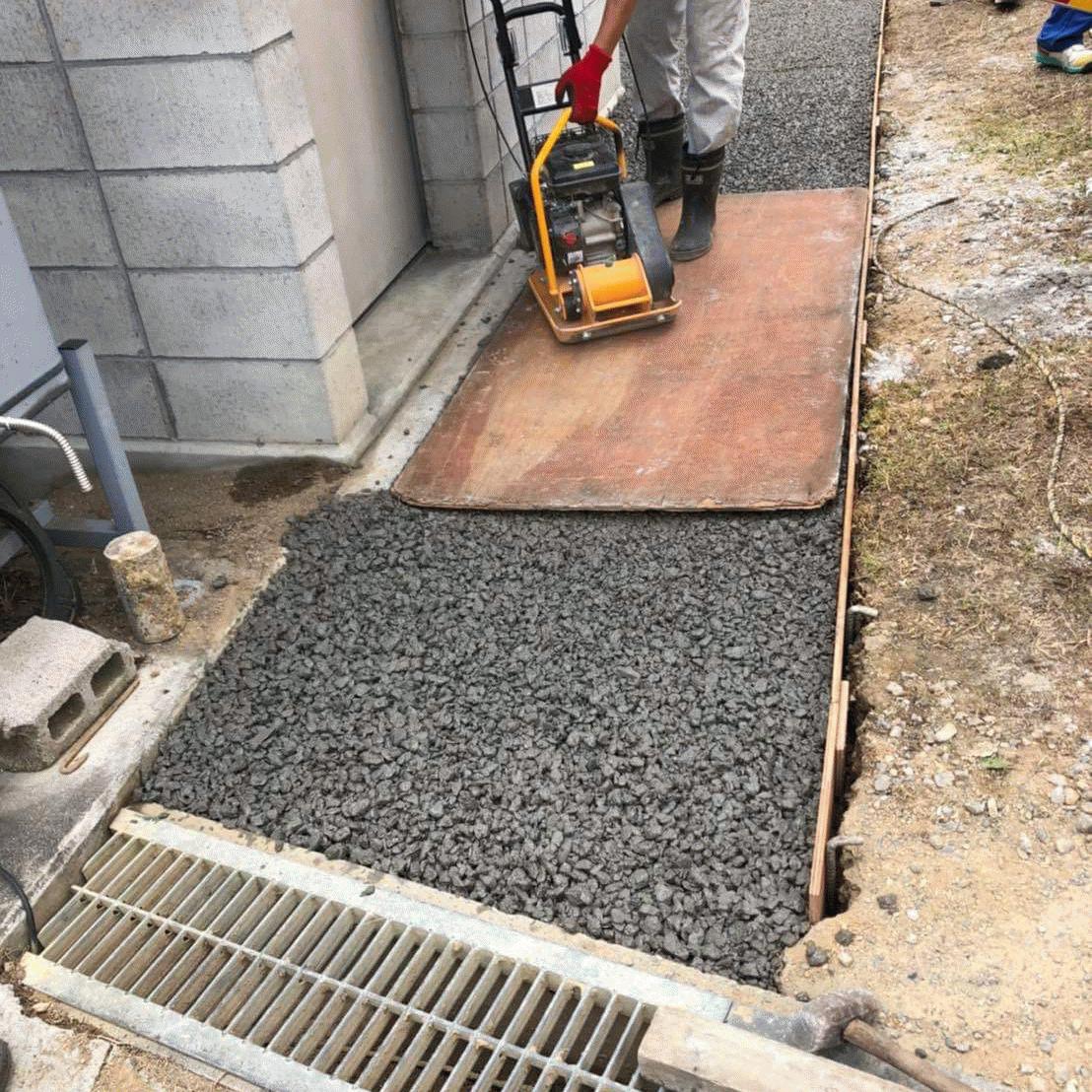 【長野】「アスファルトでは高温のため火薬などが飛散している可能性があるため使いたくない」アップル生コン・華松煙火