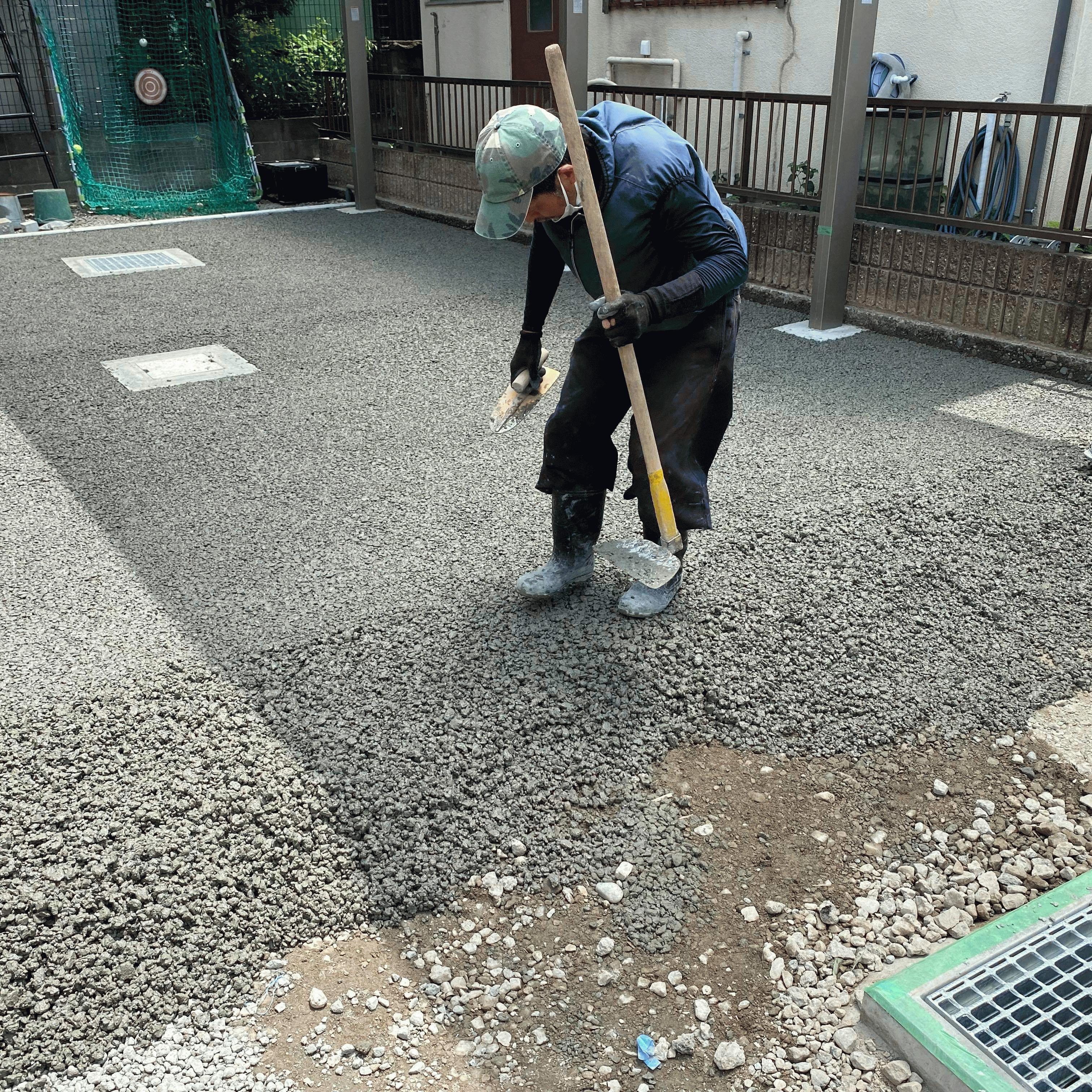 【静岡】「埋まる（砕石敷）、入らない（水勾配）の二項対立の解消」伊豆植物園