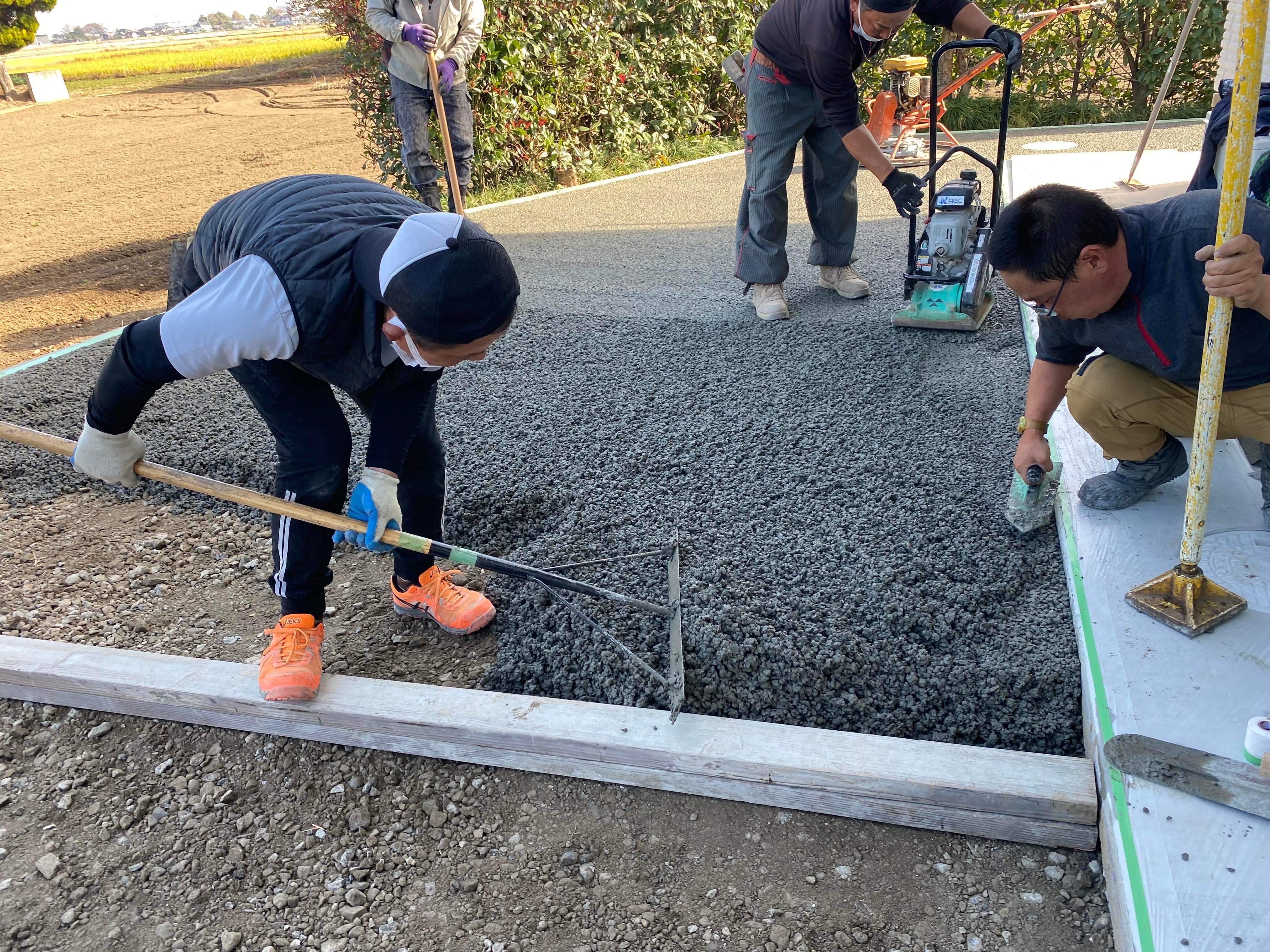 【埼玉】「水勾配の取れない所に施工してみたかった」渋谷建材・清水陶業