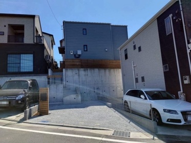 【神奈川】「弊社社屋に施工されているものを見て、お客様が採用されたいとのことで、施工いたしました」小泉木材