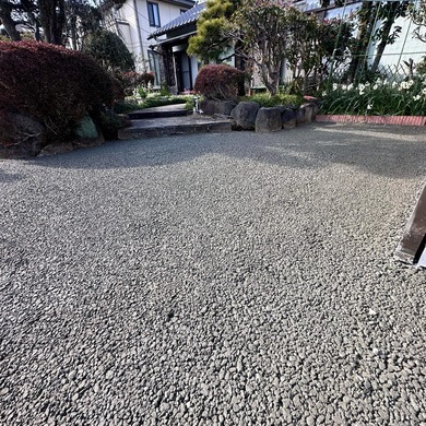 【静岡】「そろそろ縁を切らない？ ぬかるみ・水たまり・害虫・猫の糞害・雑草の問題」尾崎商事