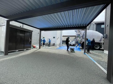 土間で水勾配がなく真っ平らなのに水たまりのない快適な駐車場が当たり前