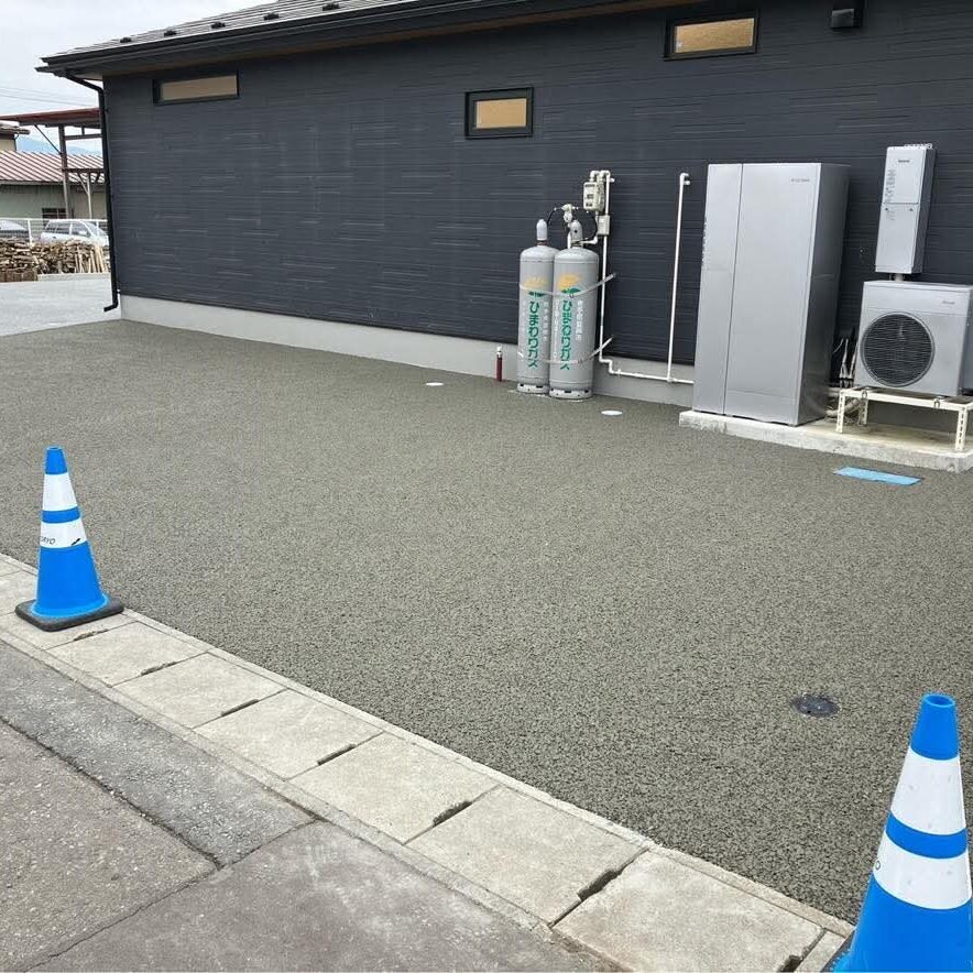 裸の地面を取り戻すことができる透水性コンクリートが広がれば世界の景色はより美しく